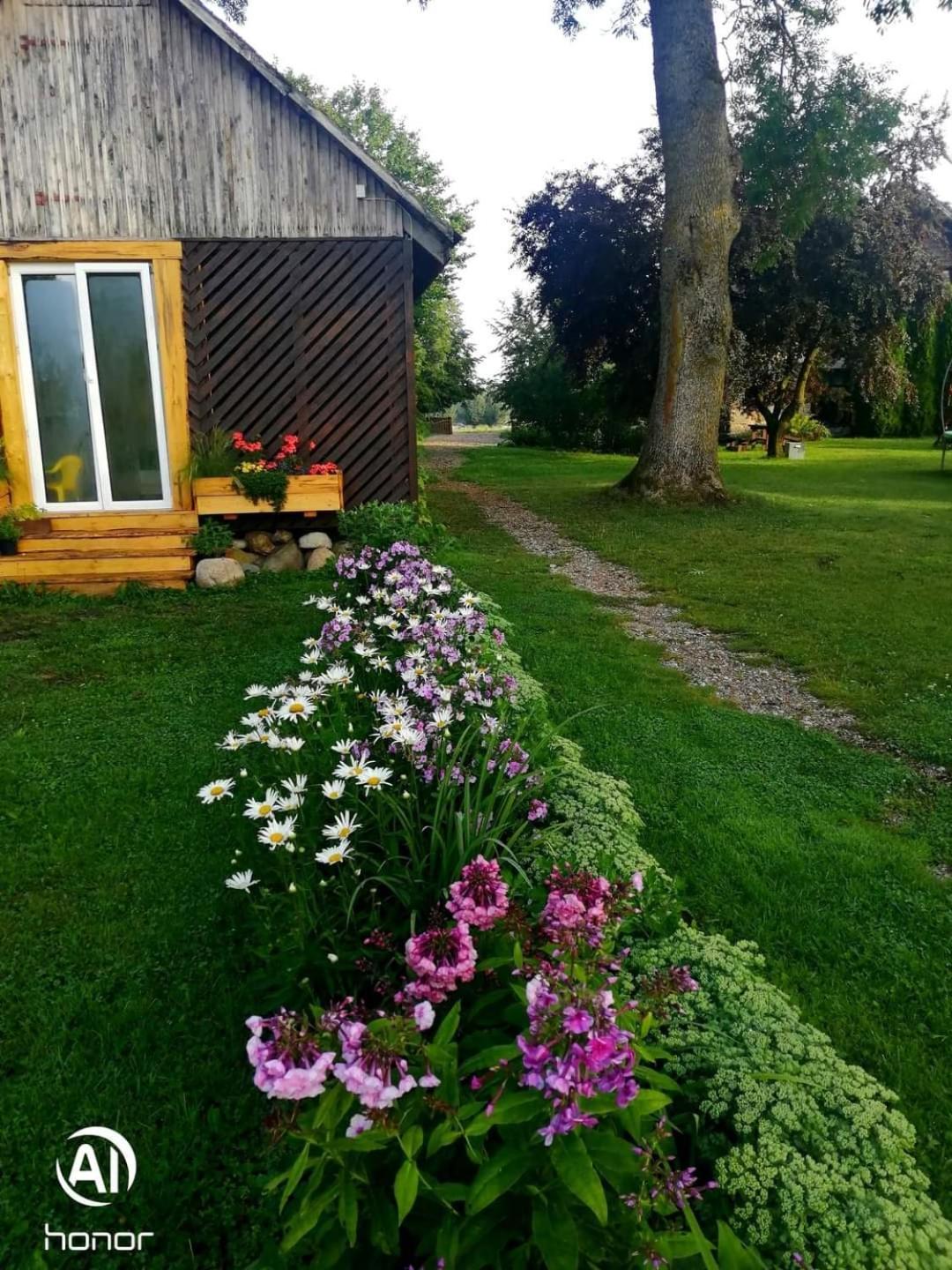 Hotel Viesu Nams “Bauli” Ventspils Exteriér fotografie